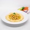 Hummus und ganze Kichererbsen